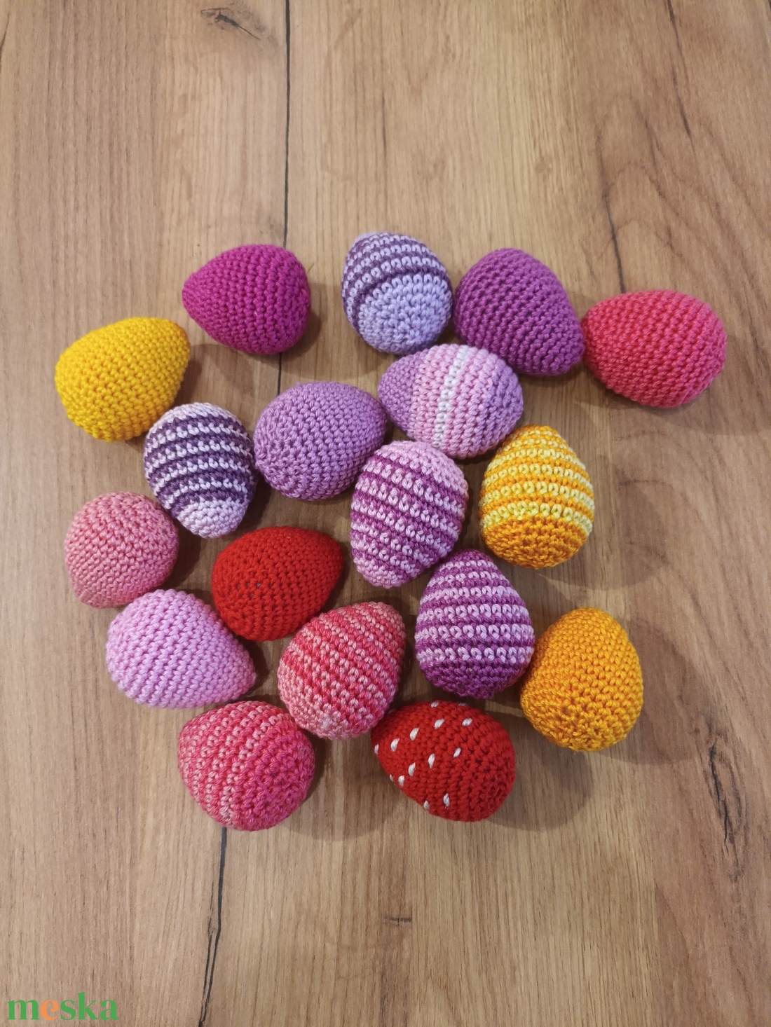 Horgolt húsvéti tojások - otthon & életmód - dekoráció - dísztárgy - Meska.hu