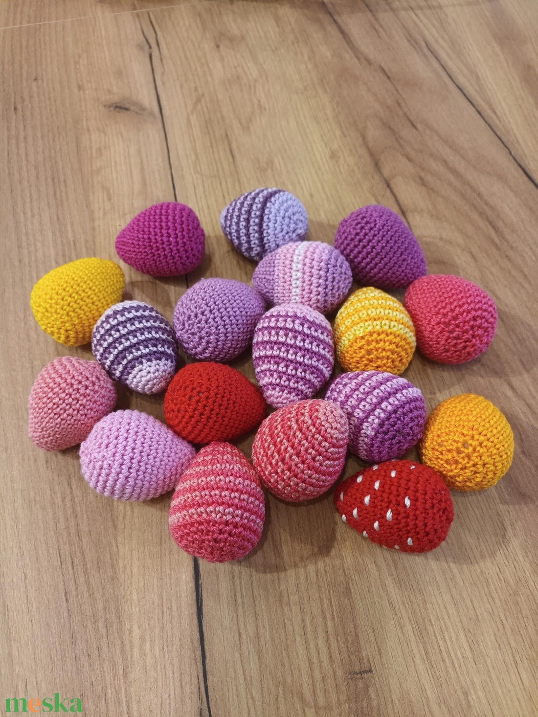 Horgolt húsvéti tojások - otthon & életmód - dekoráció - dísztárgy - Meska.hu