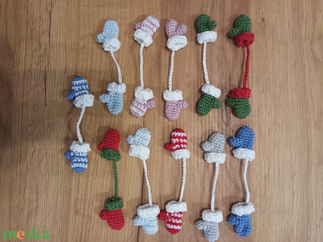 Horgolt mini kesztyűk - otthon & életmód - dekoráció - dísztárgy - Meska.hu