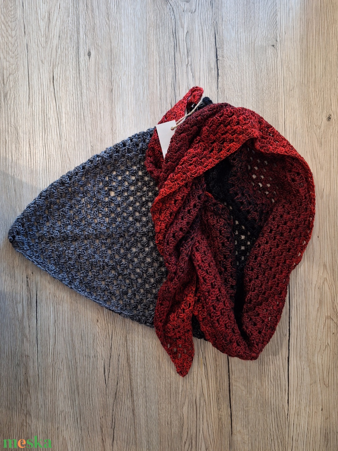 Tűzföld háromszög alakú kendő  - ruha & divat - sál, sapka, kendő - vállkendő - Meska.hu