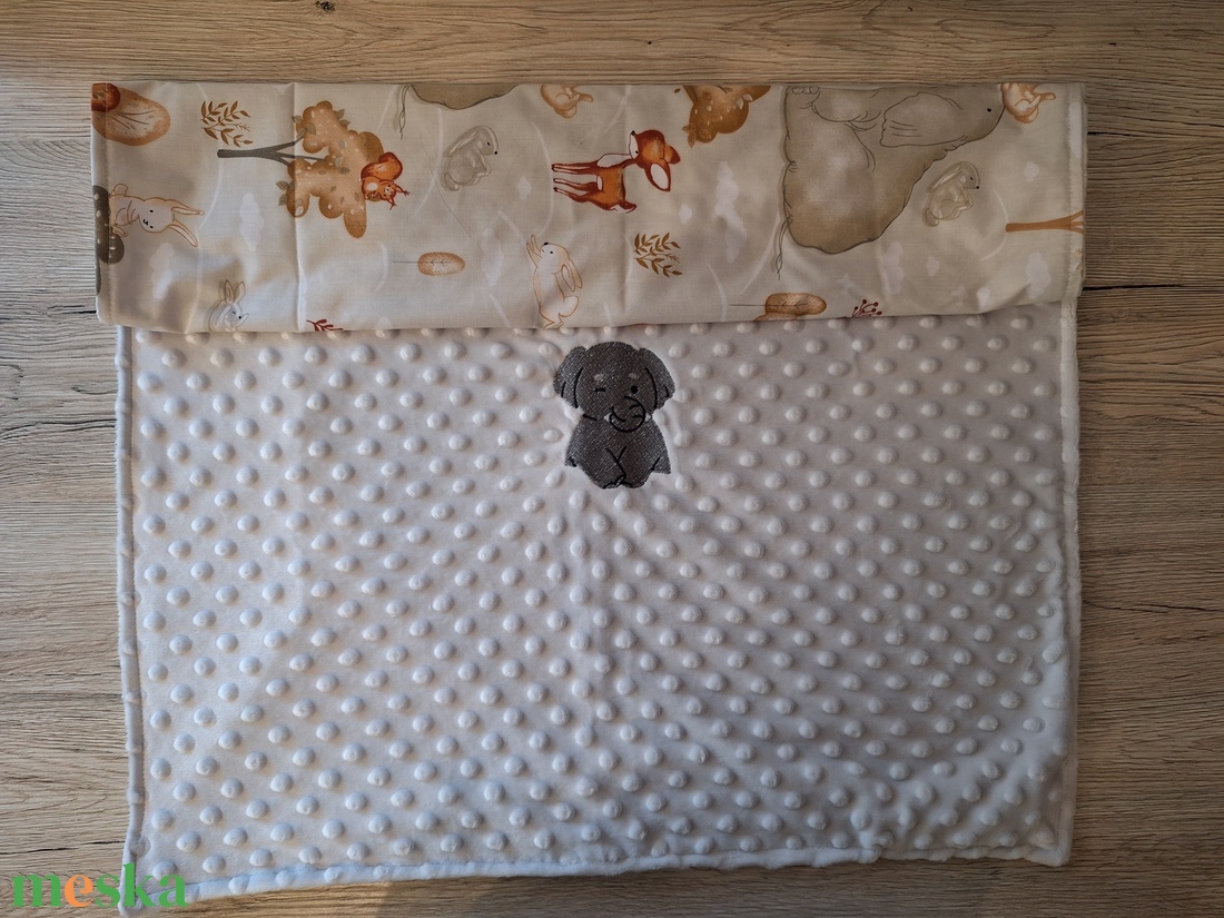 Kétoldalas babatakaró fehér-elefántos - baba - mama - baba ágynemű - babatakaró, gyerek pléd - Meska.hu