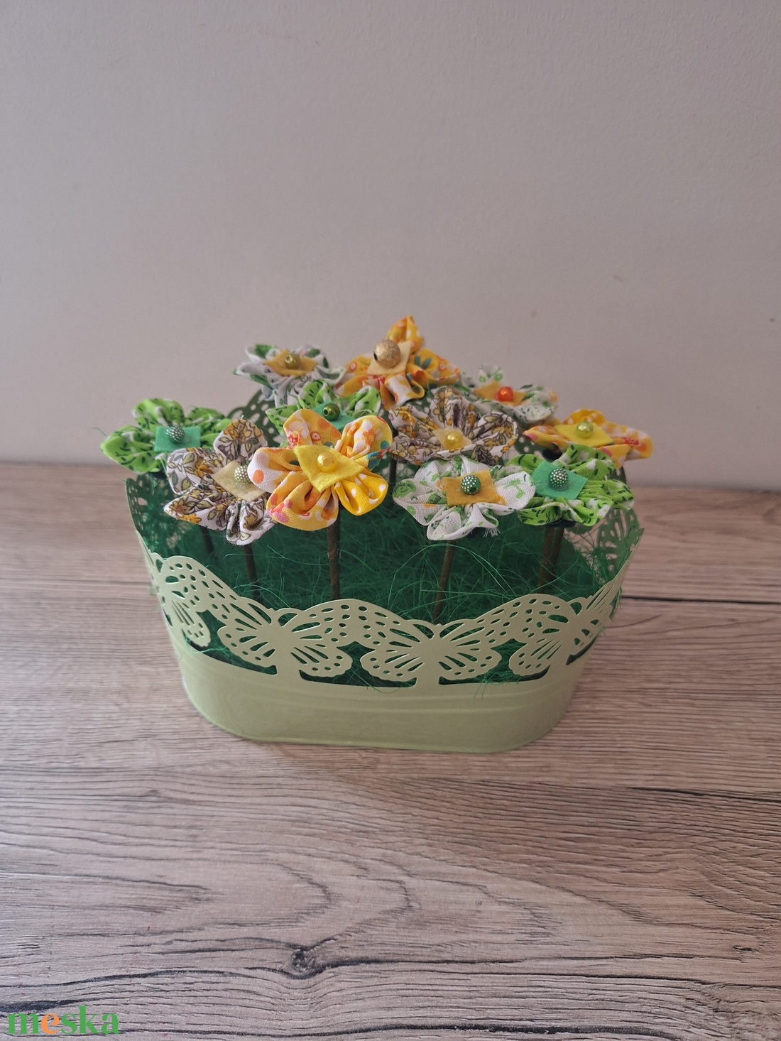 Textil virágok vödörben - otthon & életmód - dekoráció - asztal és polc dekoráció - dekorációs tál, tartó - Meska.hu