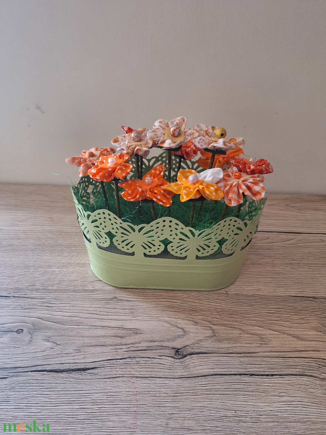 Textil virágok vödörben - otthon & életmód - dekoráció - asztal és polc dekoráció - dekorációs tál, tartó - Meska.hu