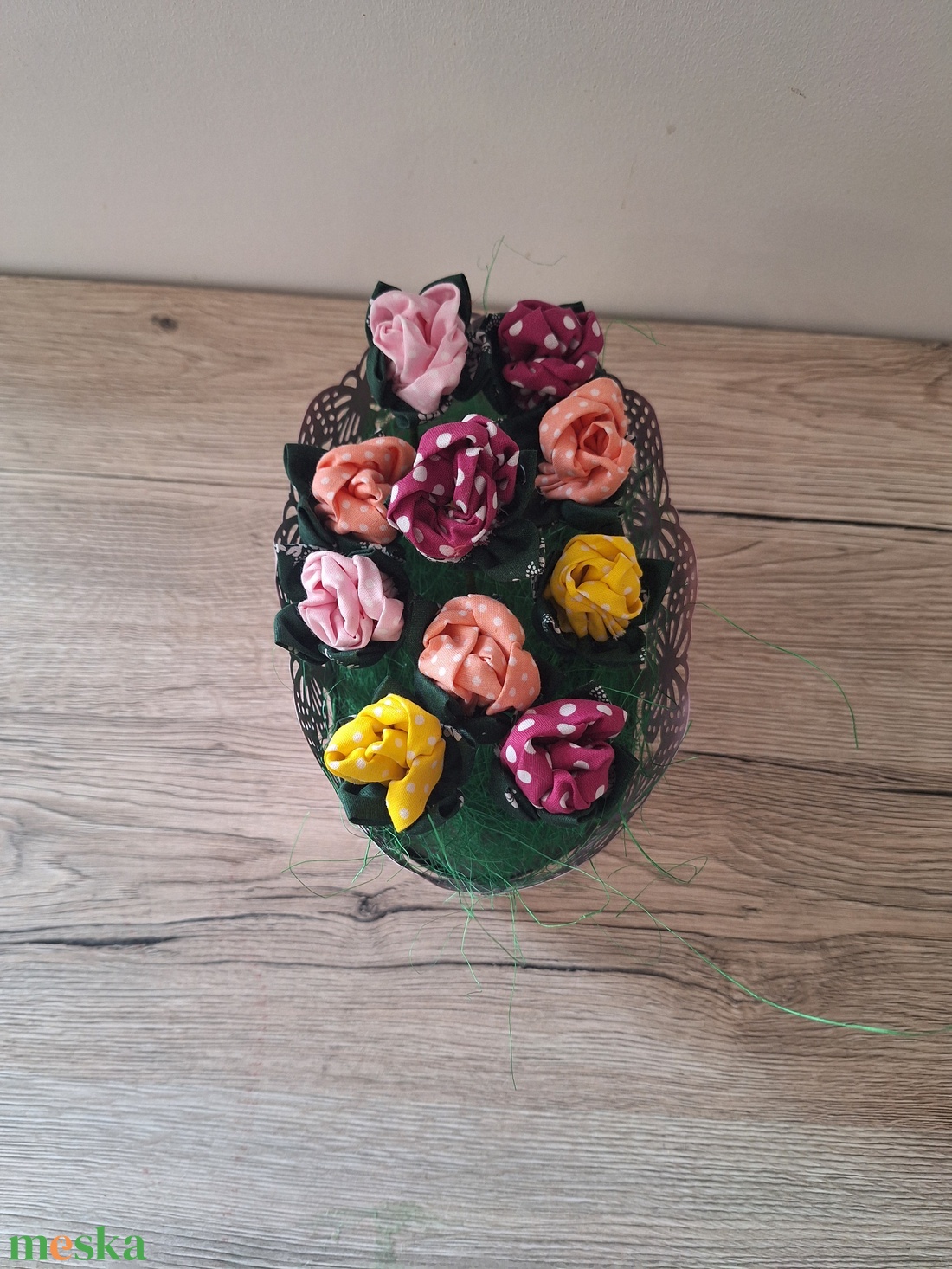 Textil rózsák vödörben - otthon & életmód - dekoráció - asztal és polc dekoráció - dekorációs tál, tartó - Meska.hu