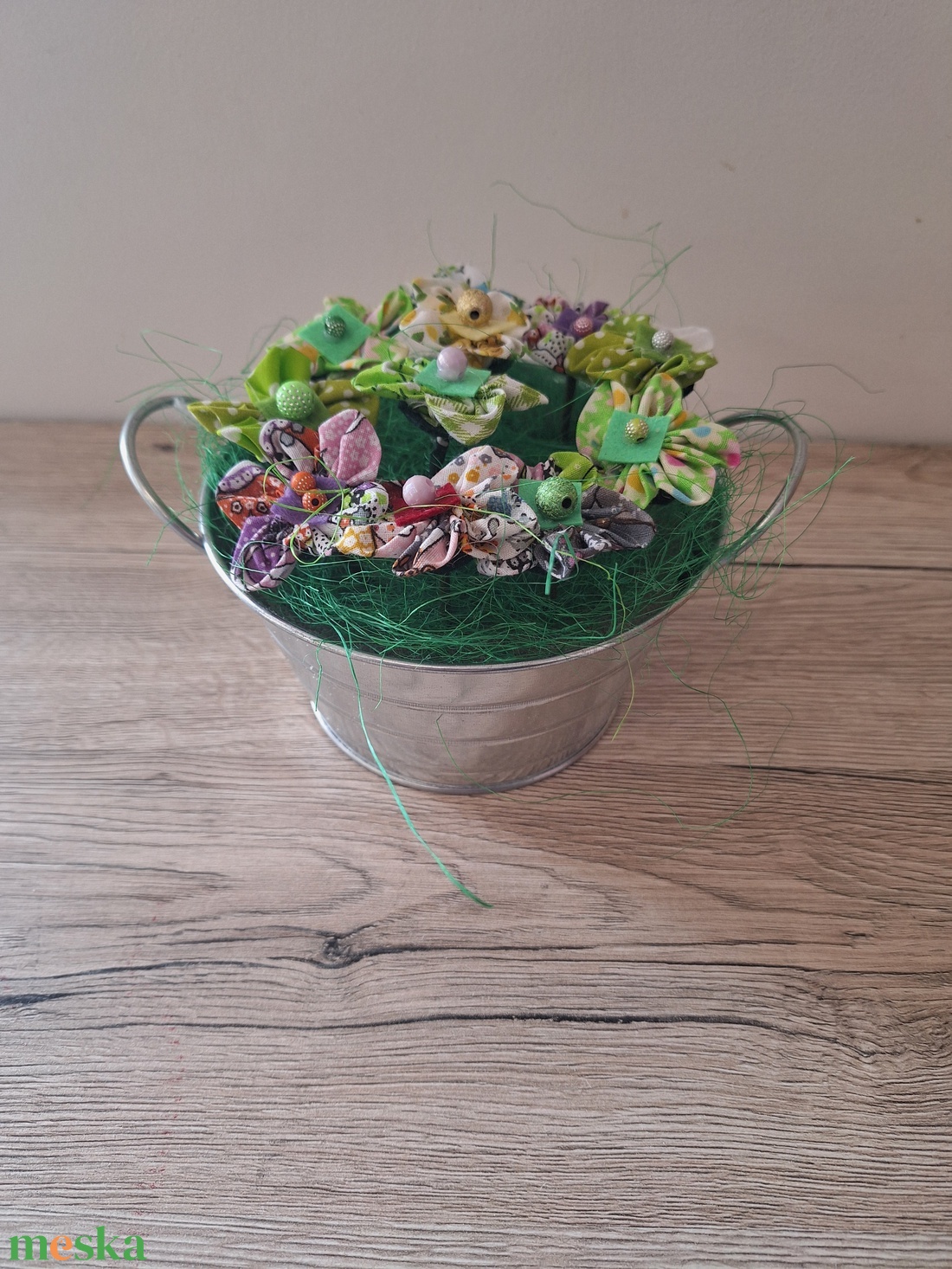 Textil virágok vödörben - otthon & életmód - dekoráció - asztal és polc dekoráció - dekorációs tál, tartó - Meska.hu