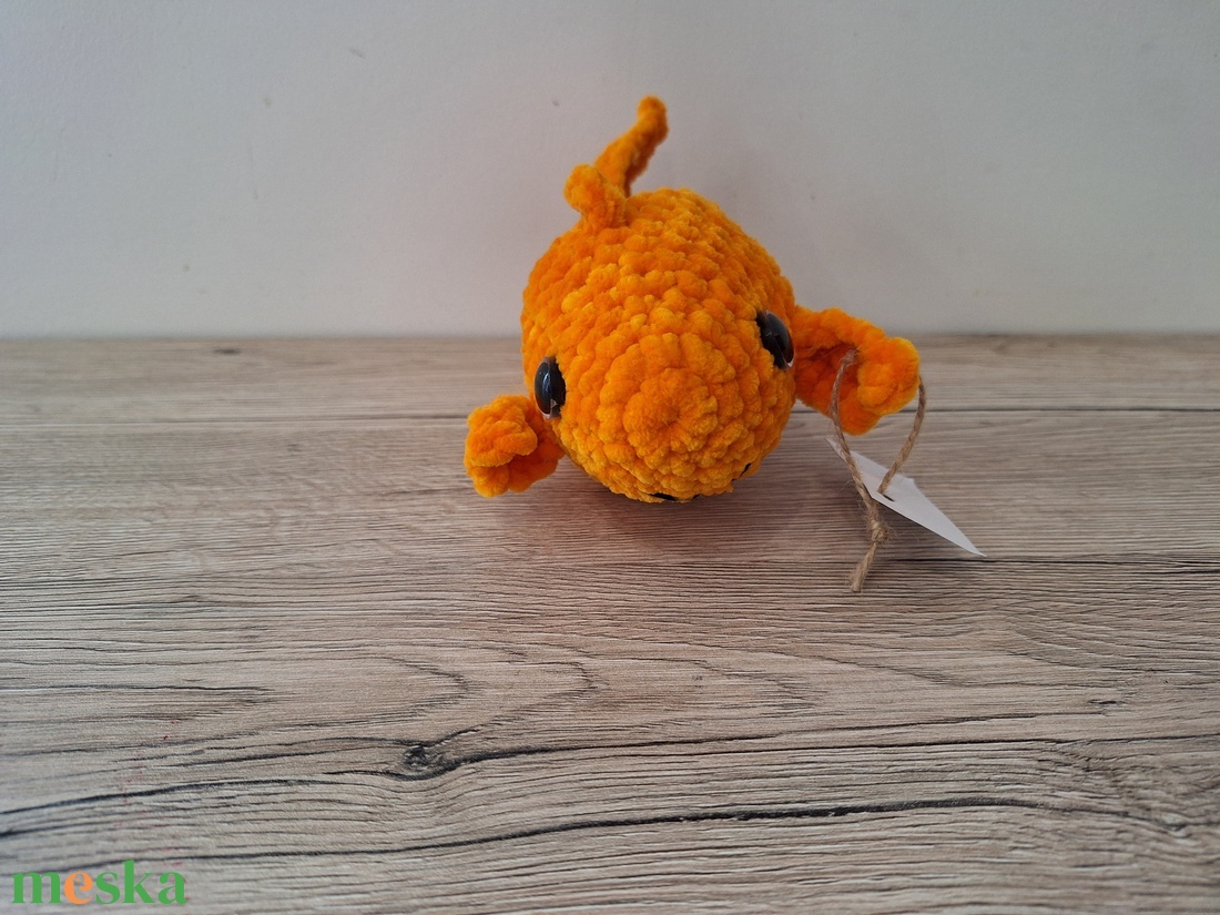 Ari, az amigurumi aranyhal - játék & sport - plüssállat & játékfigura - hal - Meska.hu