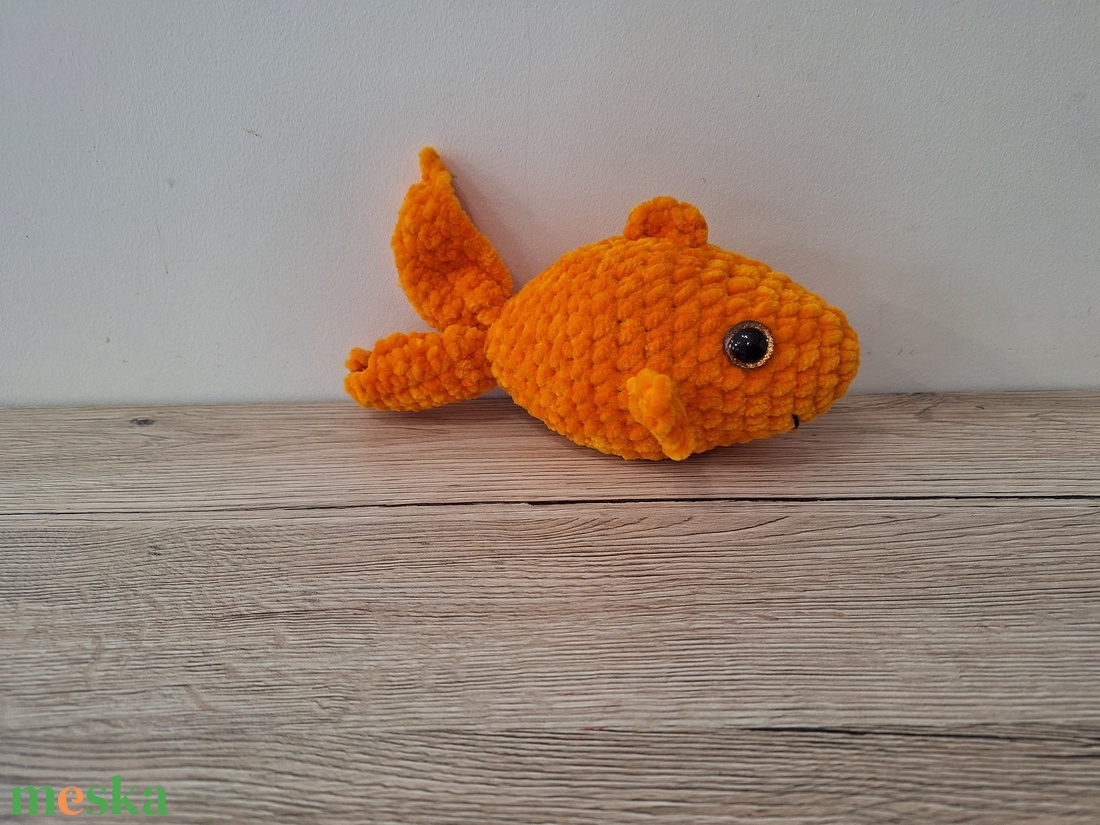 Ari, az amigurumi aranyhal - játék & sport - plüssállat & játékfigura - hal - Meska.hu
