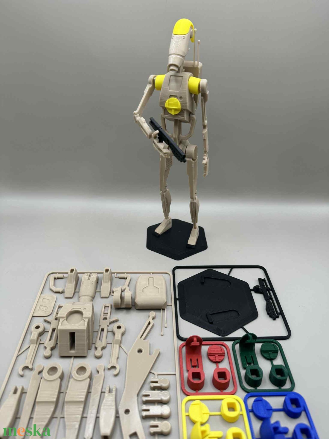 Rohamdroid modell - művészet - makett, modell - Meska.hu Rohamdroid modell - művészet - makett, modell - Meska.hu