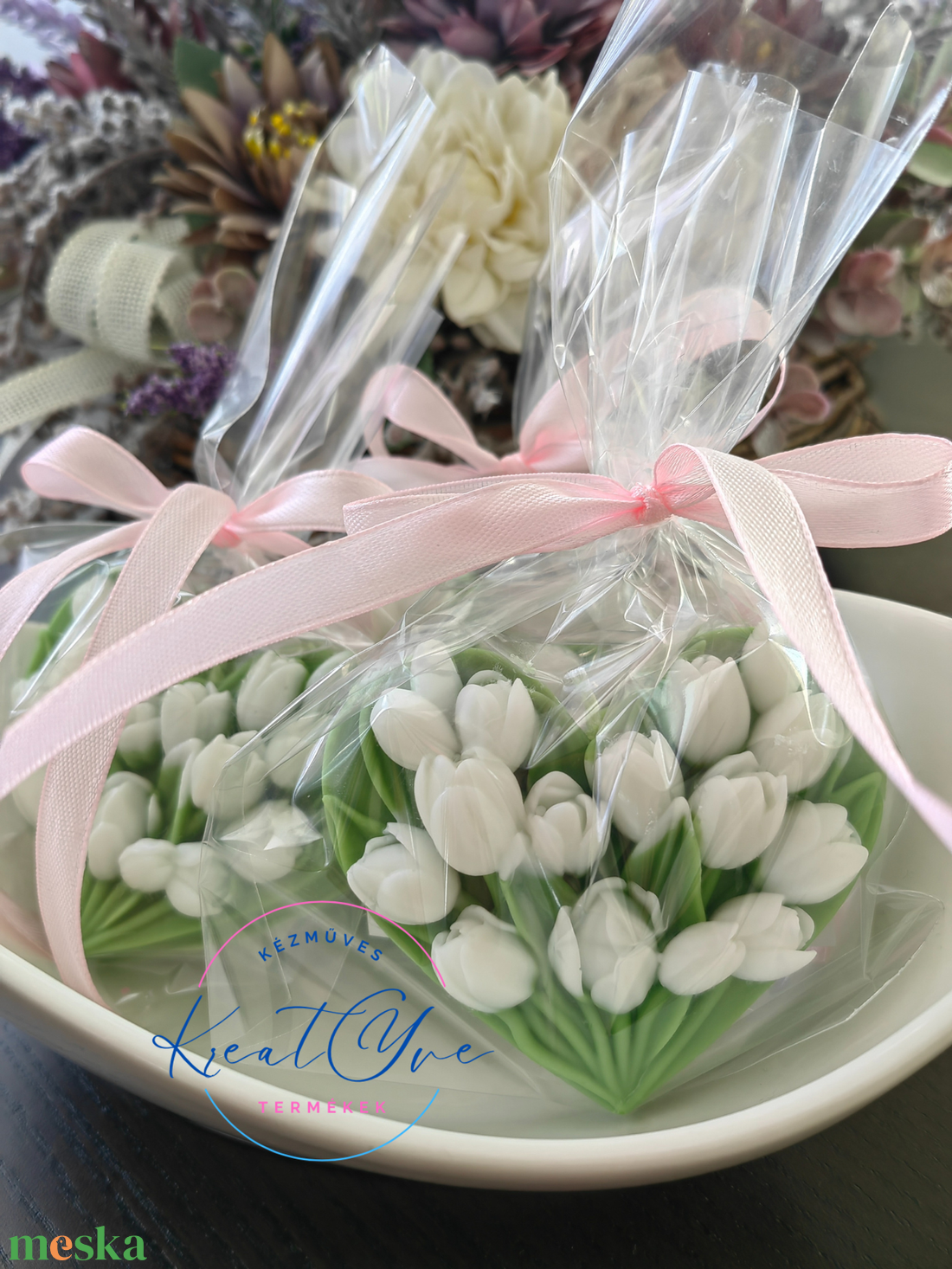 Tulipános szív csokor viaszból  - kellékek & szerszámok - dekorációs kellékek - dekorációs gyertya - Meska.hu