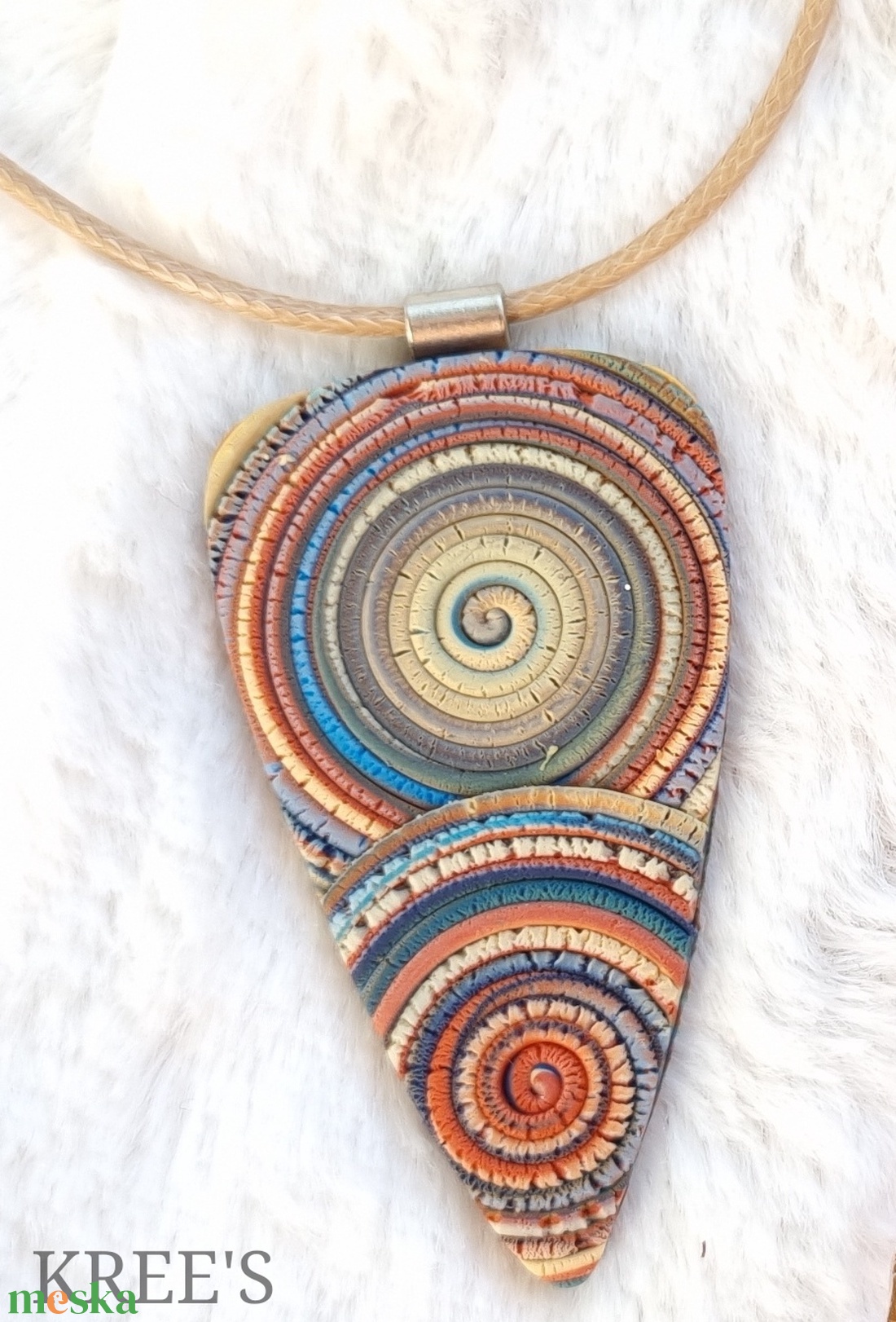 Kék-barna spirálos ékszergyurma nyaklánc  - ékszer - nyaklánc - medálos nyaklánc - Meska.hu