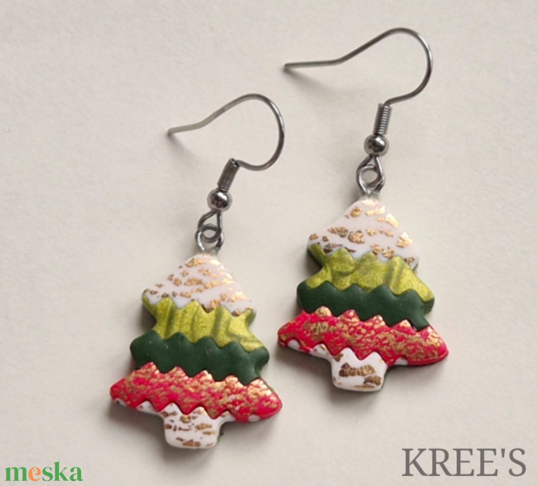 Karácsonyi csillogás -ékszergyurma fülbevaló - ékszer - fülbevaló - lógó fülbevaló - Meska.hu