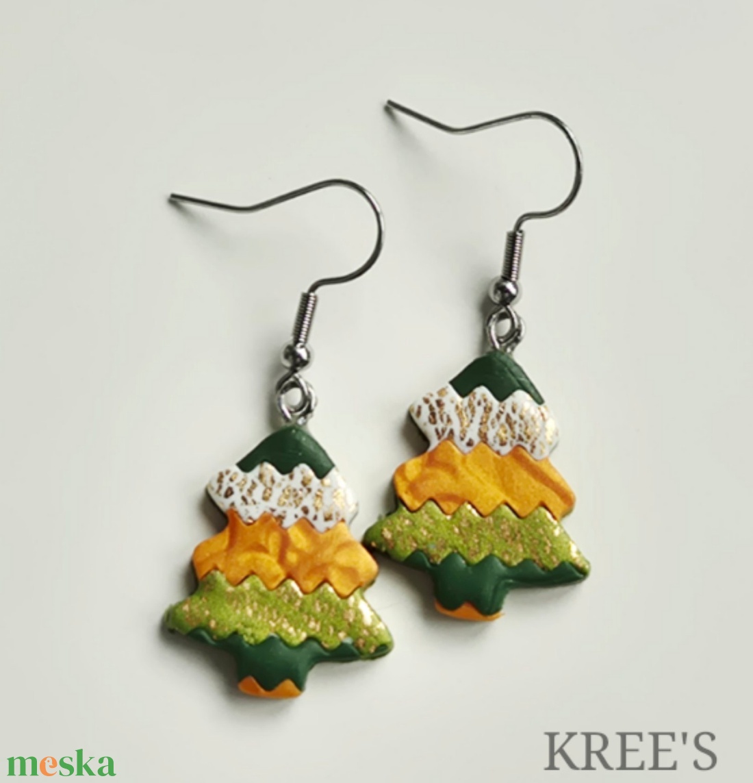 Karácsonyi csillogás -ékszergyurma fülbevaló - ékszer - fülbevaló - lógó fülbevaló - Meska.hu