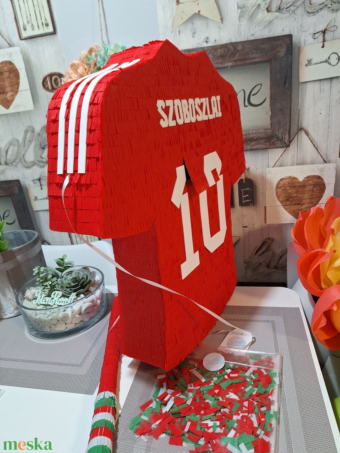 Focimez (Szoboszlai)pinyáta(pinata) - játék & sport - sport és kikapcsolódás - más játékok, sportok - Meska.hu Focimez (Szoboszlai)pinyáta(pinata) - játék & sport - sport és kikapcsolódás - más játékok, sportok - Meska.hu
