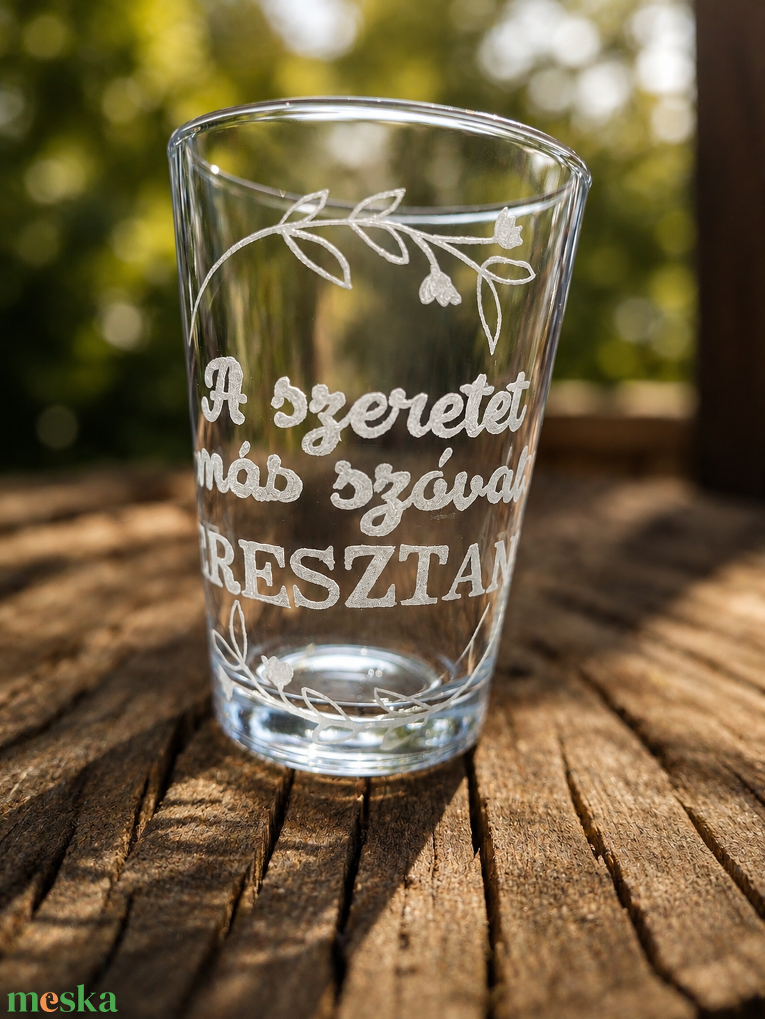 Egyedi kézműves ajándék Keresztanyának � Kézzel gravírozott 3 dl-es üvegpohár - otthon & életmód - konyhafelszerelés, tálalás - tálalás - pohár - Meska.hu