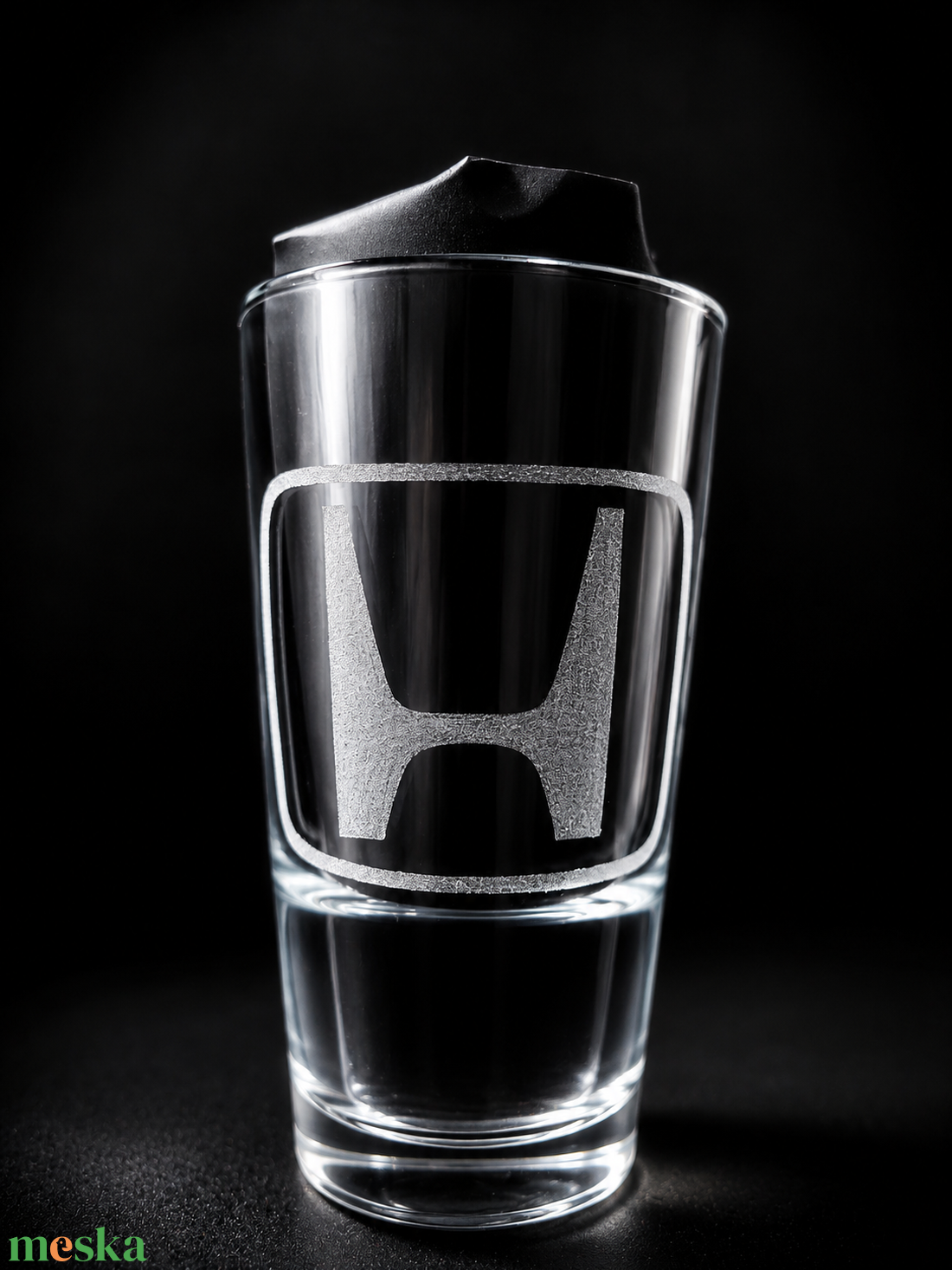 Egyedileg gravírozott Honda üveg pohár (420 ml) � Kézműves ajándék autósoknak - otthon & életmód - konyhafelszerelés, tálalás - tálalás - pohár - Meska.hu