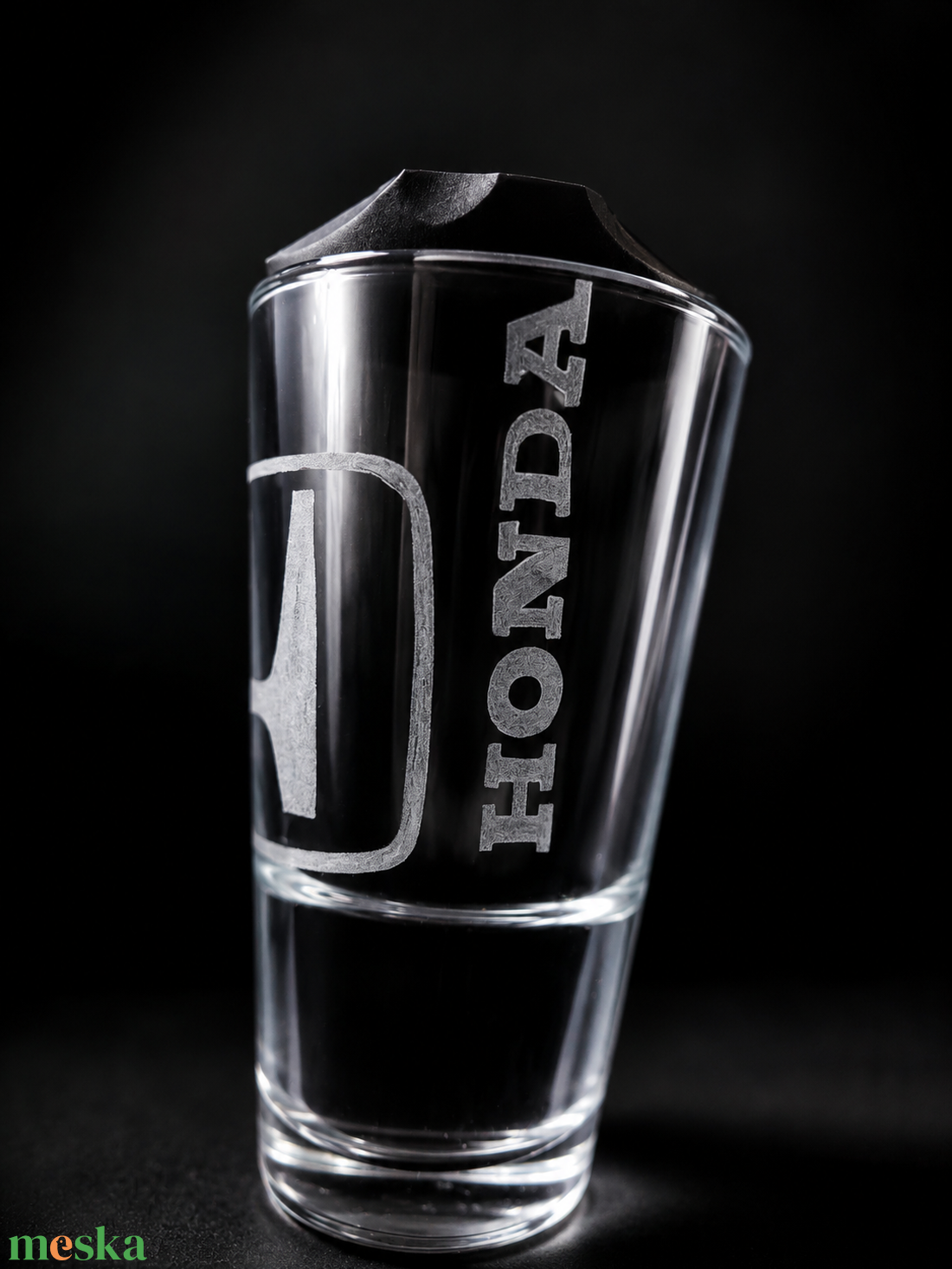 Egyedileg gravírozott Honda üveg pohár (420 ml) � Kézműves ajándék autósoknak - otthon & életmód - konyhafelszerelés, tálalás - tálalás - pohár - Meska.hu