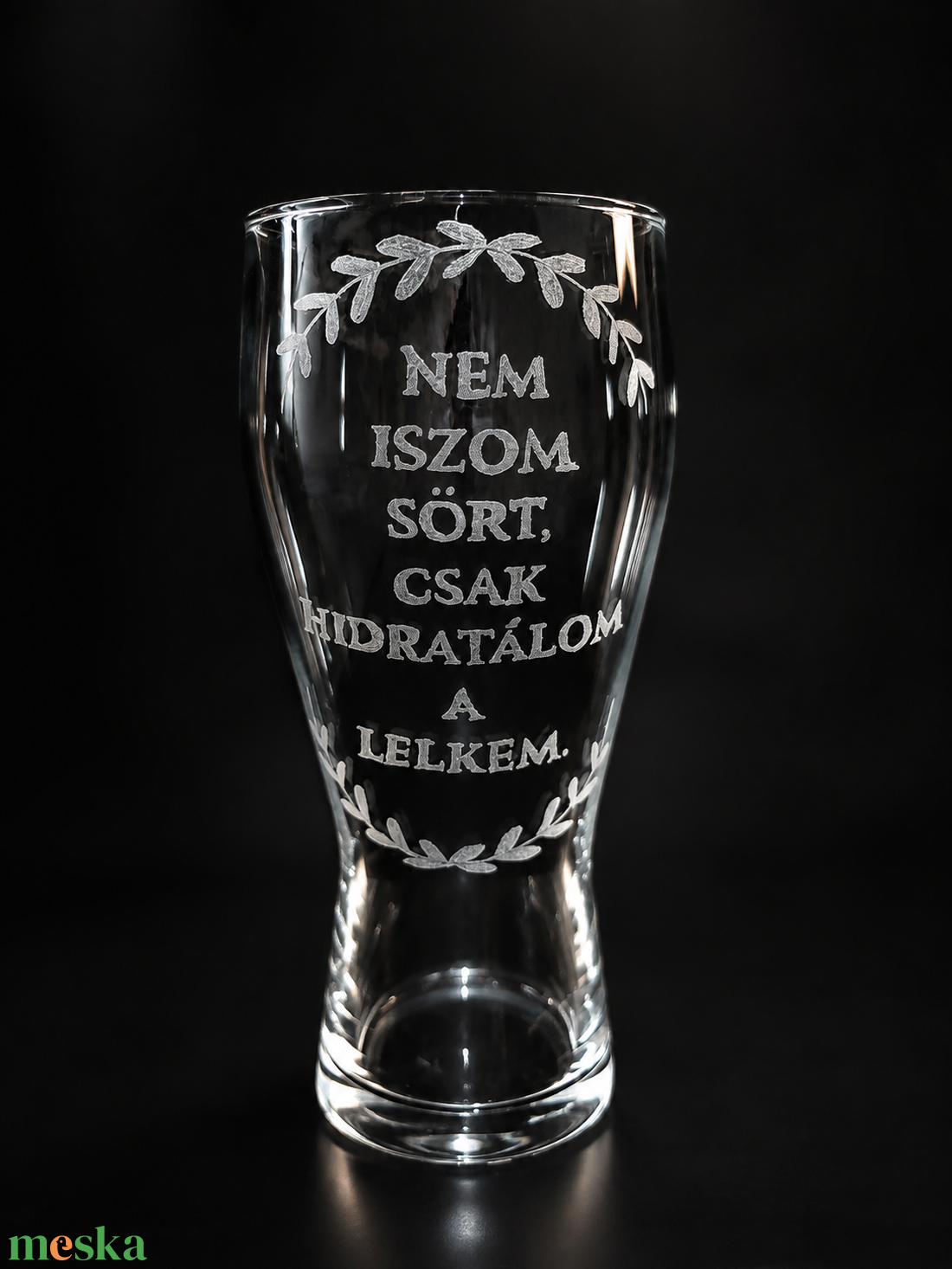 Kézzel gravírozott söröspohár � Nem iszom sört, csak hidratálom a lelkem (570 ml) - otthon & életmód - konyhafelszerelés, tálalás - tálalás - sörös pohár és korsó - Meska.hu