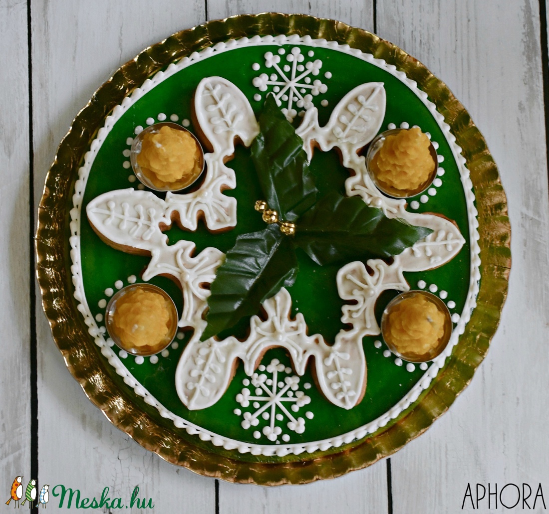 Mézeskalács adventi koszorú méhviasz gyertyával  - karácsony - Meska.hu