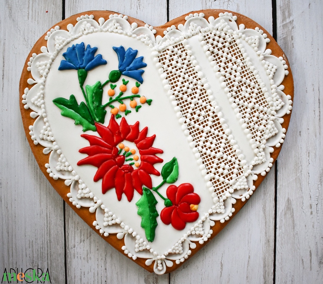 Mézeskalács szív kalocsai virágcsokor díszítéssel - esküvő - emlék & ajándék - szülőköszöntő ajándék - Meska.hu