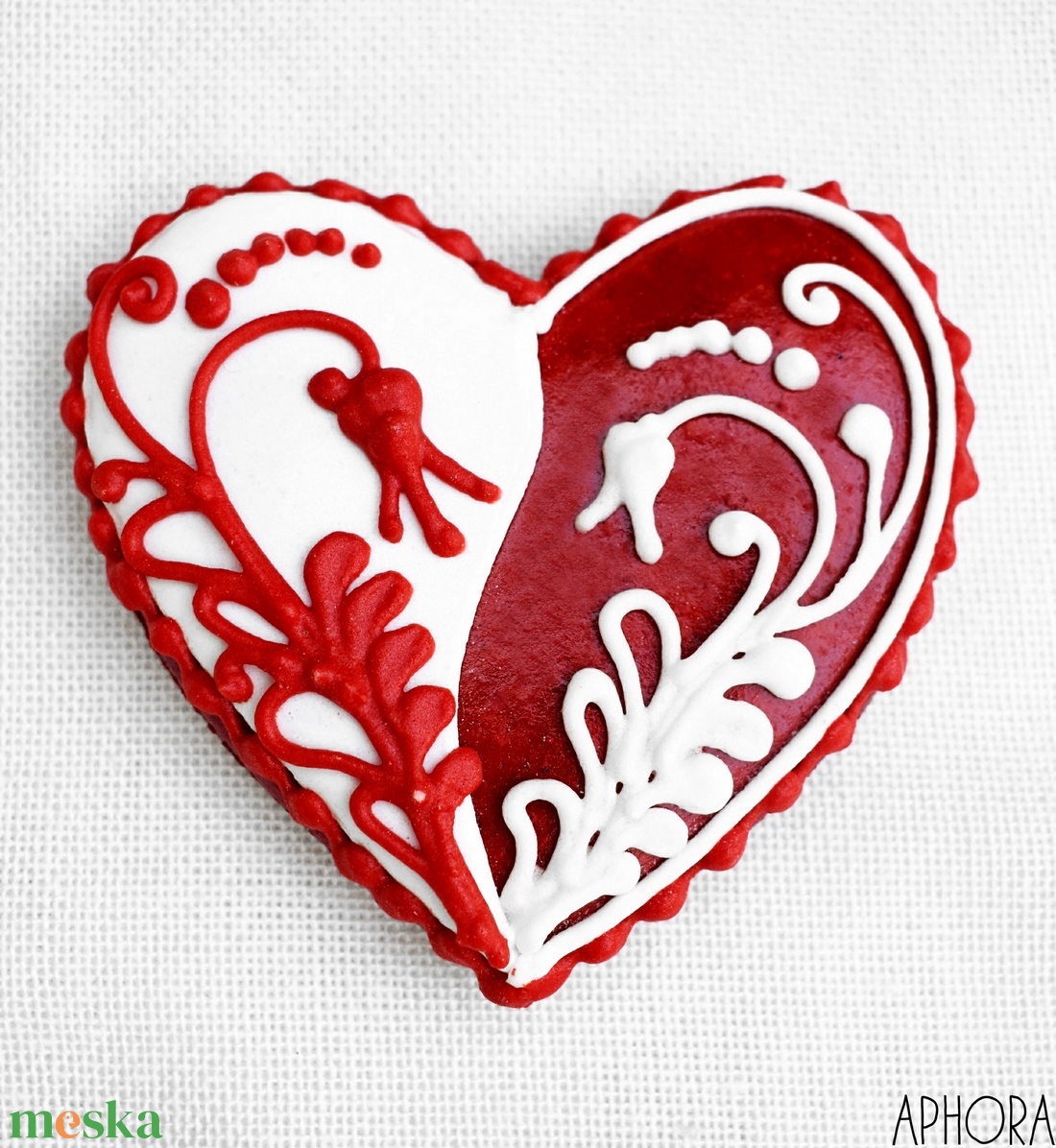 Mézeskalács szív piros-fehér - otthon & életmód - dekoráció - dísztárgy - Meska.hu