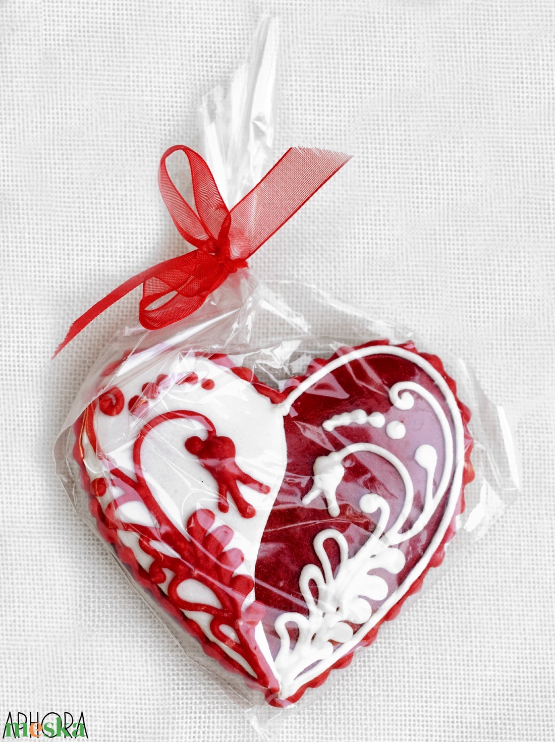 Mézeskalács szív piros-fehér - otthon & életmód - dekoráció - dísztárgy - Meska.hu