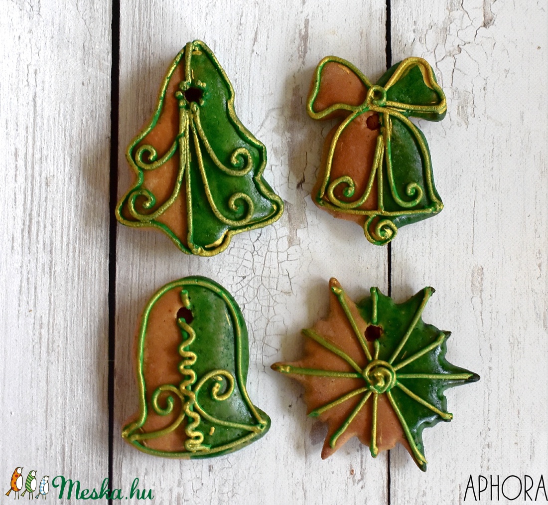 Mézeskalács vegyes díszcsomag zöld-arany színben, karácsonyfadísz - karácsony - karácsonyi lakásdekoráció - karácsonyfadíszek - karácsonyi lakásdekoráció - Meska.hu