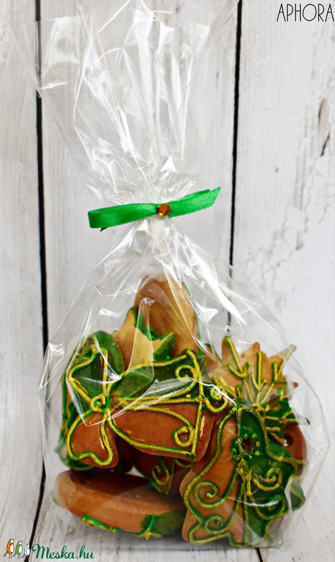 Mézeskalács vegyes díszcsomag zöld-arany színben, karácsonyfadísz - karácsony - karácsonyi lakásdekoráció - karácsonyfadíszek - karácsonyi lakásdekoráció - Meska.hu