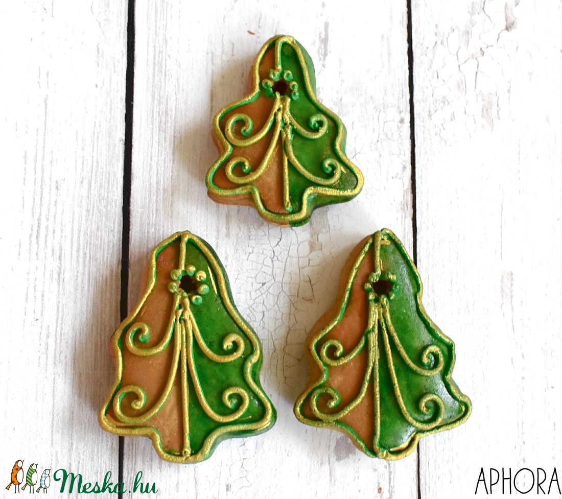 Mézeskalács karácsonyfa zöld-arany - karácsony - karácsonyi lakásdekoráció - karácsonyfadíszek - karácsonyi lakásdekoráció - Meska.hu