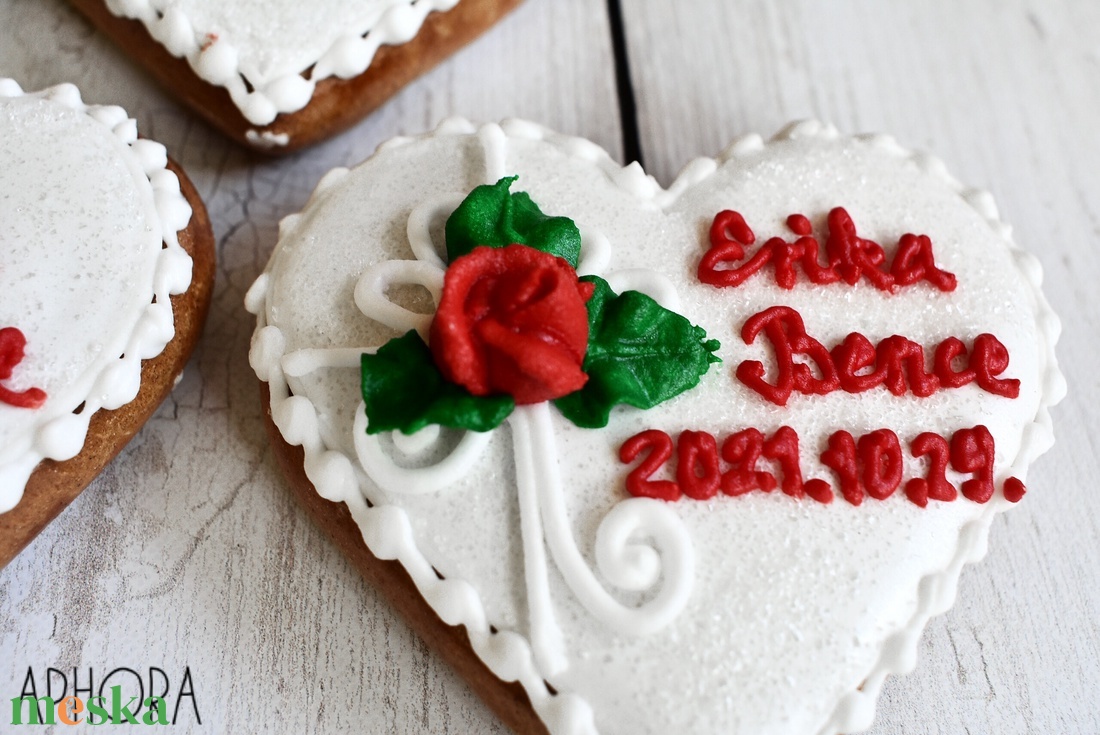 Mézeskalács esküvői szív cukros (piros) - esküvő - emlék & ajándék - köszönőajándék - Meska.hu Mézeskalács esküvői szív cukros (piros) - esküvő - emlék & ajándék - köszönőajándék - Meska.hu