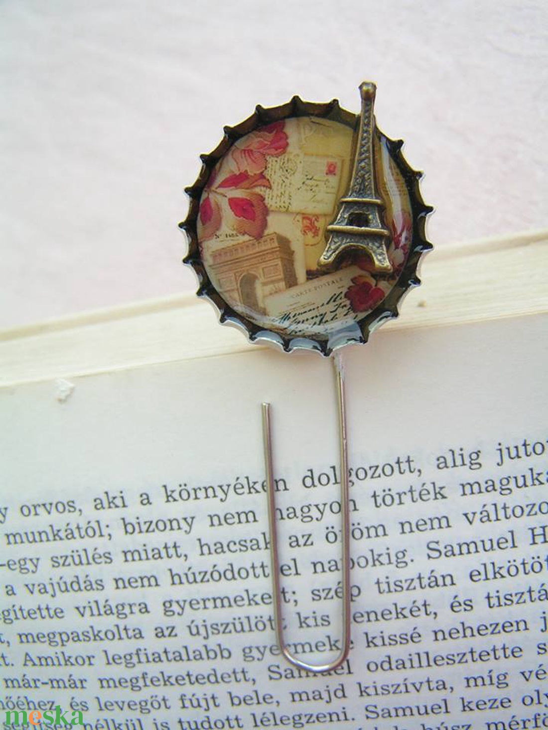 Miniatura - Paris söröskupak könyvjelző - könyv & zene - könyvjelző - Meska.hu