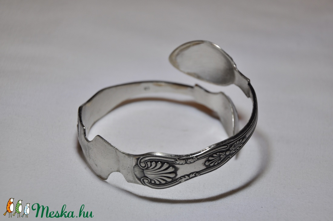 'Silver Clams' - antik fém karkötő különleges mintázattal (KK015) -  - Meska.hu