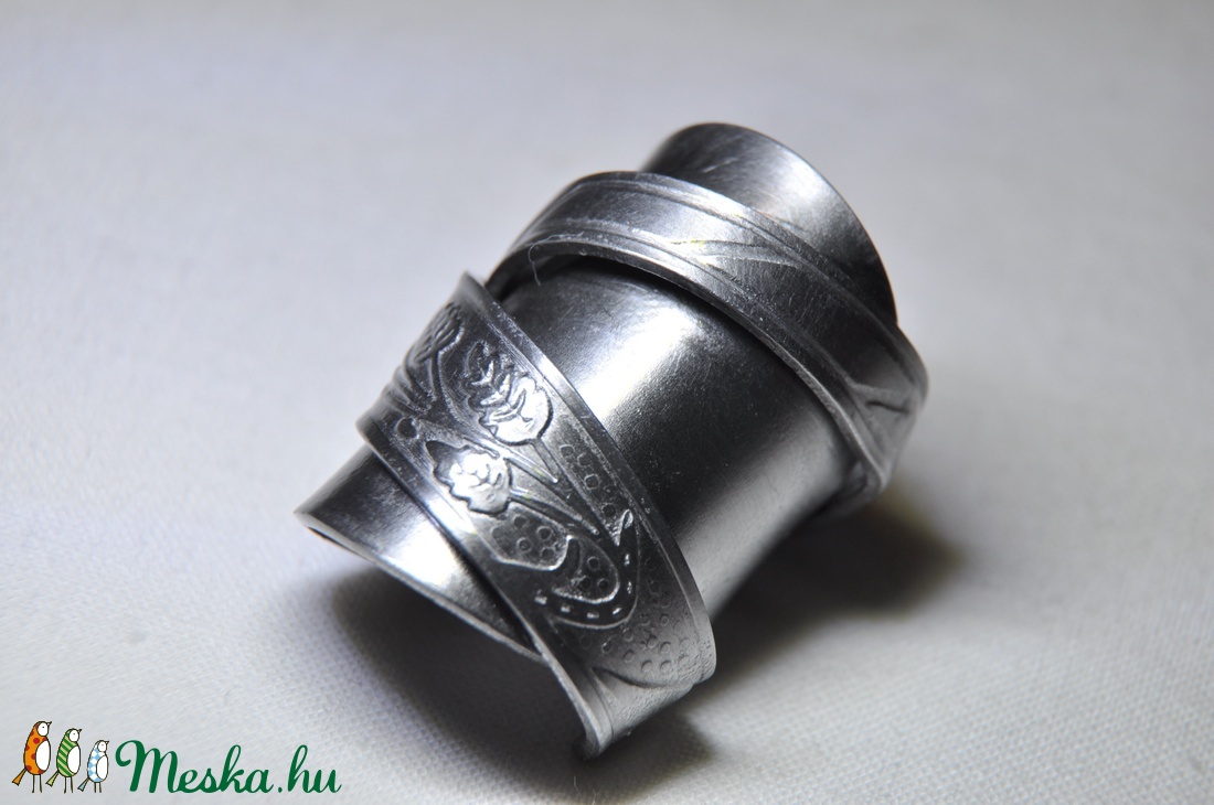 Levél mintás, elegáns fém gyűrű (GY095) - ékszer - gyűrű - statement gyűrű - Meska.hu Levél mintás, elegáns fém gyűrű (GY095) - ékszer - gyűrű - statement gyűrű - Meska.hu