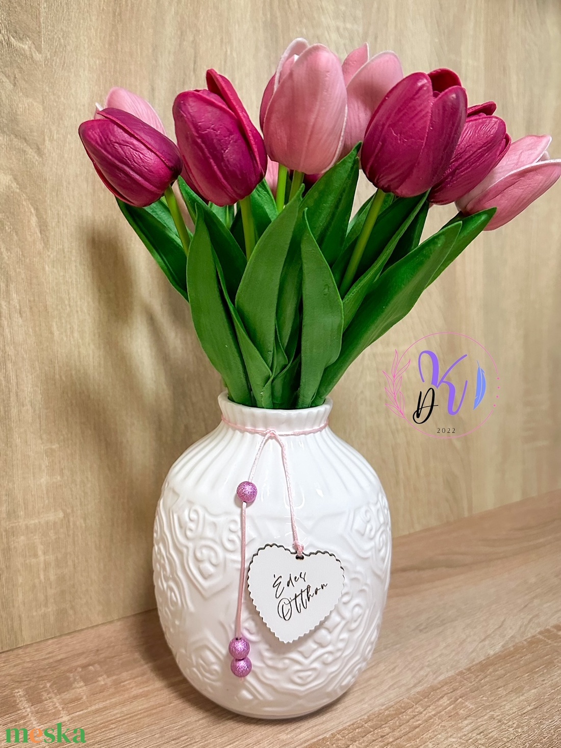 TULIPÁN CSOKOR BÍBOR ÉS MÁLYVA VÁZÁBAN AJÁNDÉK TÁBLÁVAL - otthon & életmód - dekoráció - virágdísz és tartó - csokor & virágdísz - Meska.hu TULIPÁN CSOKOR BÍBOR ÉS MÁLYVA VÁZÁBAN AJÁNDÉK TÁBLÁVAL - otthon & életmód - dekoráció - virágdísz és tartó - csokor & virágdísz - Meska.hu