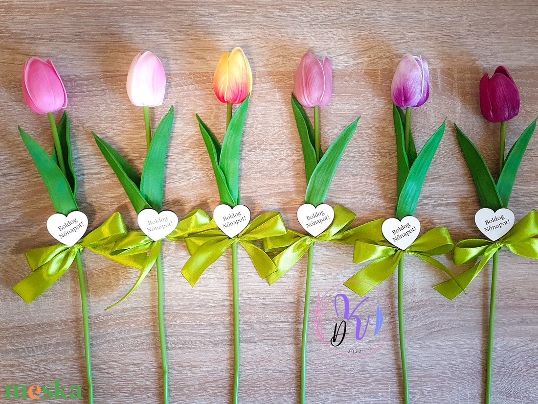 DEKOR TULIPÁN 12 SZÍNBEN TÁBLÁCSKÁVAL -  - Meska.hu