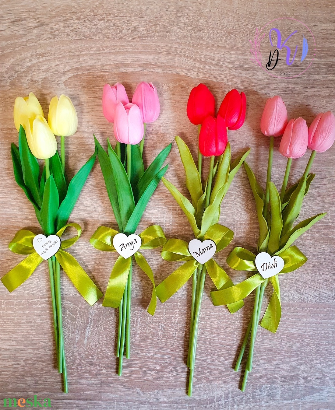 DEKOR TULIPÁN KÖTEG 11 SZÍNBEN ANYÁK NAPI TÁBLÁCSKÁVAL - otthon & életmód - dekoráció - virágdísz és tartó - csokor & virágdísz - Meska.hu DEKOR TULIPÁN KÖTEG 11 SZÍNBEN ANYÁK NAPI TÁBLÁCSKÁVAL - otthon & életmód - dekoráció - virágdísz és tartó - csokor & virágdísz - Meska.hu