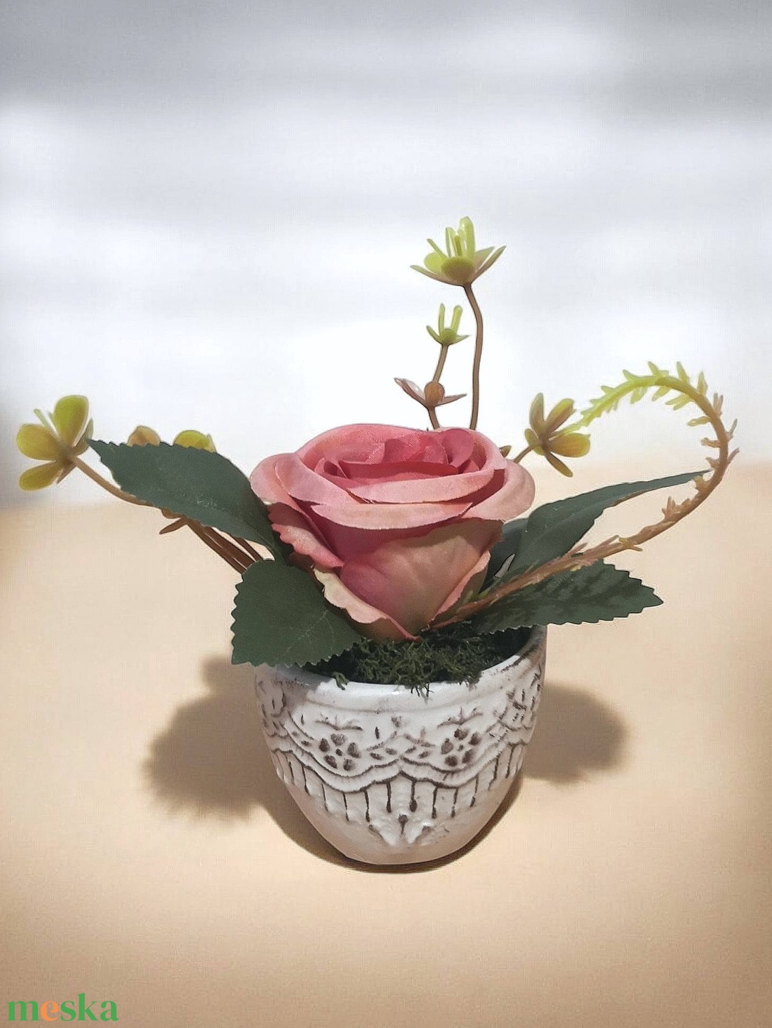Dekor Mini Rózsa Kaspóban - otthon & életmód - virágdekoráció - virágok - virágcsokor - Meska.hu