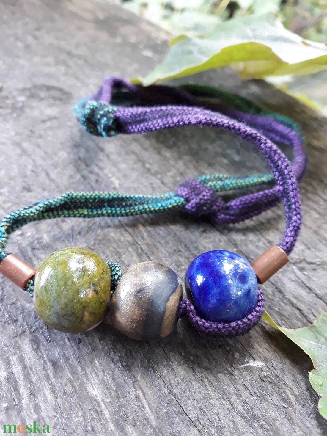 Lila- türkiz szövött pántos lánc - ékszer - nyaklánc - bogyós nyaklánc - Meska.hu Lila- türkiz szövött pántos lánc - ékszer - nyaklánc - bogyós nyaklánc - Meska.hu