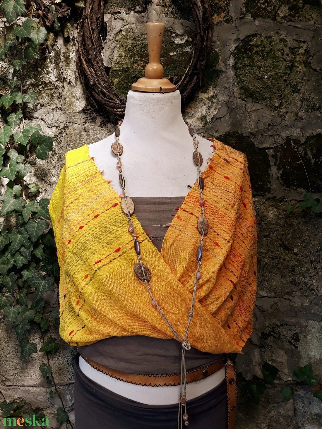 Napsárga körkendő - ruha & divat - sál, sapka, kendő - kendő - Meska.hu Napsárga körkendő - ruha & divat - sál, sapka, kendő - kendő - Meska.hu