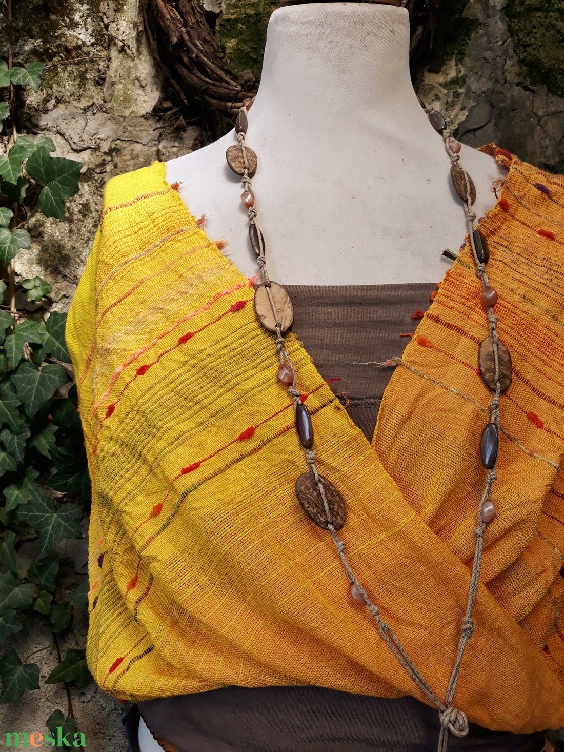 Napsárga körkendő - ruha & divat - sál, sapka, kendő - kendő - Meska.hu Napsárga körkendő - ruha & divat - sál, sapka, kendő - kendő - Meska.hu