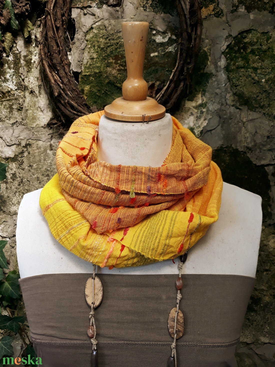 Napsárga körkendő - ruha & divat - sál, sapka, kendő - kendő - Meska.hu Napsárga körkendő - ruha & divat - sál, sapka, kendő - kendő - Meska.hu