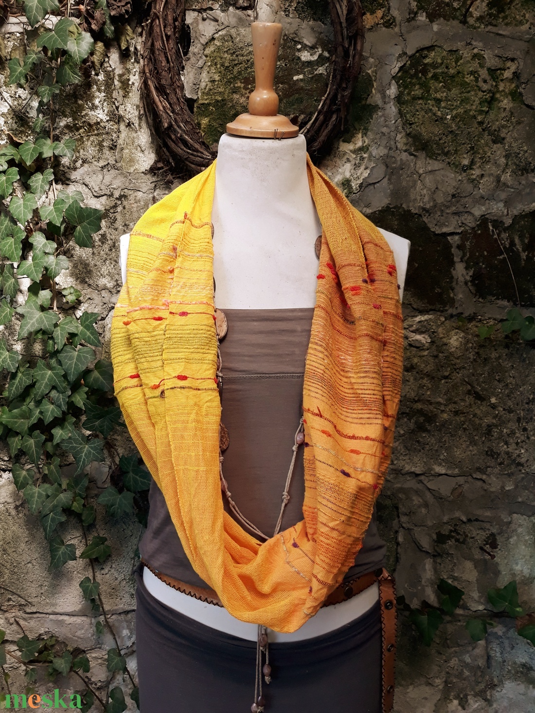 Napsárga körkendő - ruha & divat - sál, sapka, kendő - kendő - Meska.hu Napsárga körkendő - ruha & divat - sál, sapka, kendő - kendő - Meska.hu