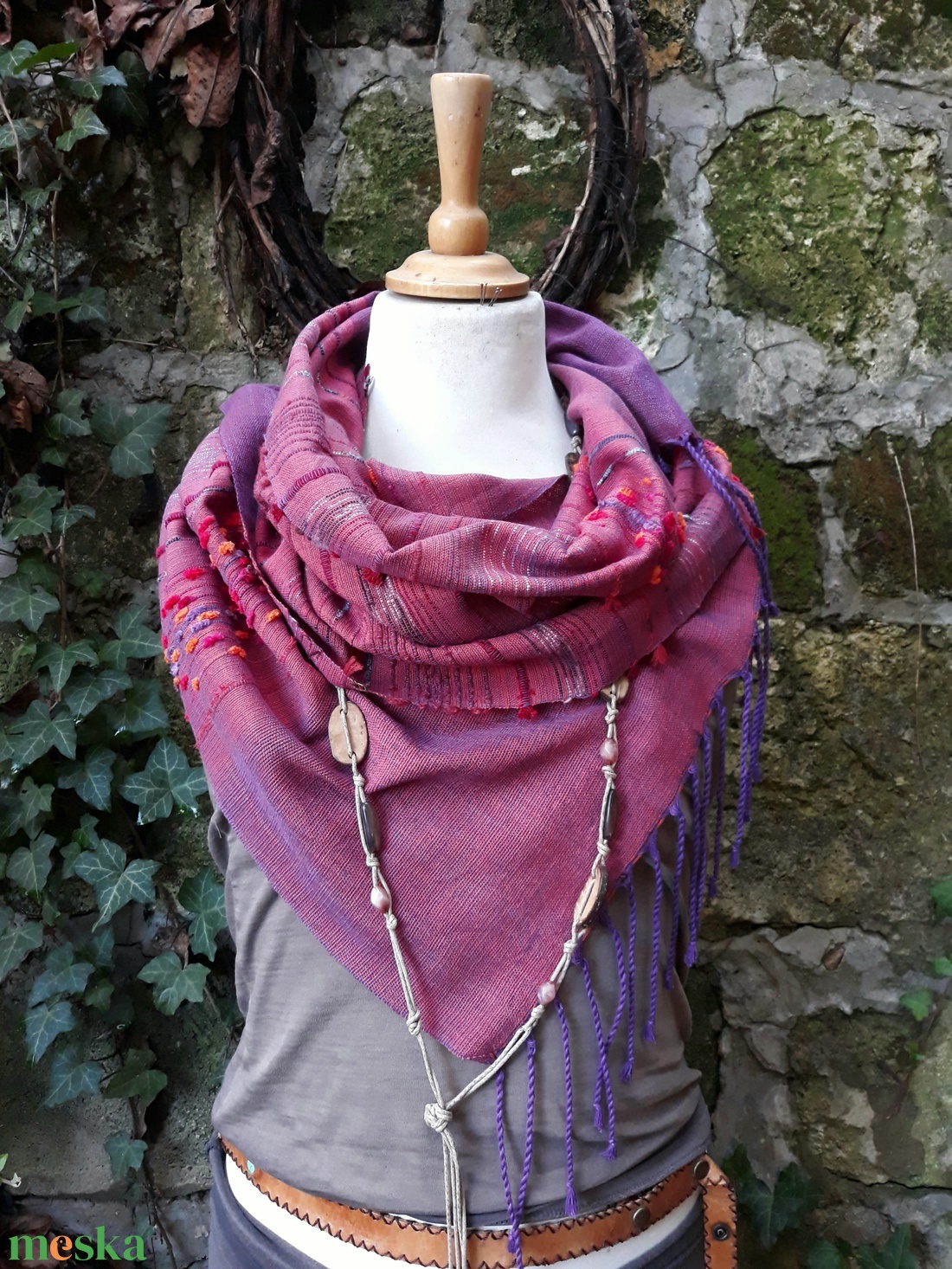 Mályvapiros őszilevél-kendő - ruha & divat - sál, sapka, kendő - kendő - Meska.hu Mályvapiros őszilevél-kendő - ruha & divat - sál, sapka, kendő - kendő - Meska.hu