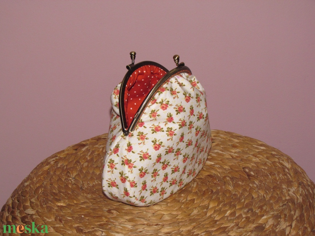 Neszesszer, sminkes tárca, gyógyszeres tárca 12 cm-es kerettel.  - táska & tok - neszesszer - Meska.hu