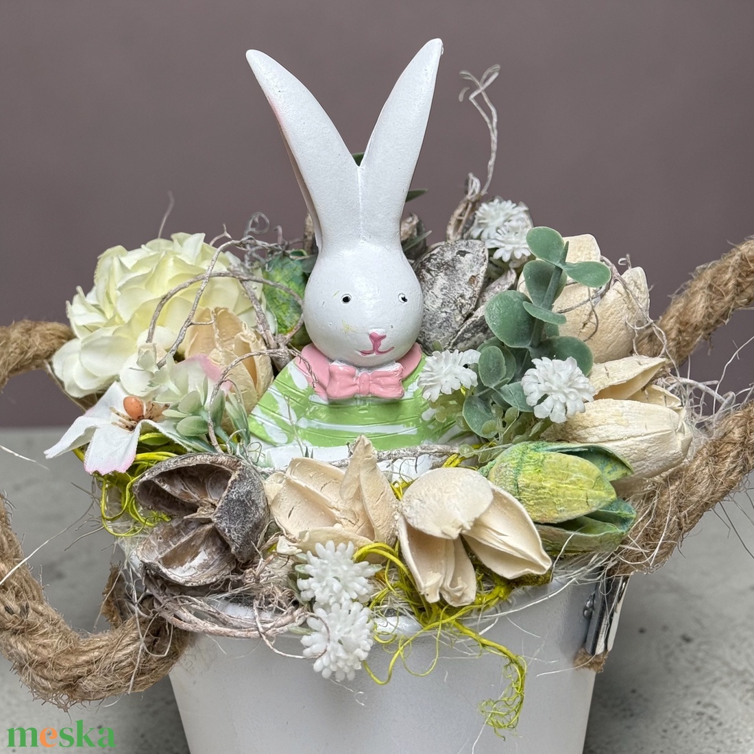 Nyuszidekor vödörben�� - otthon & életmód - dekoráció - asztal és polc dekoráció - könyvszobor - Meska.hu