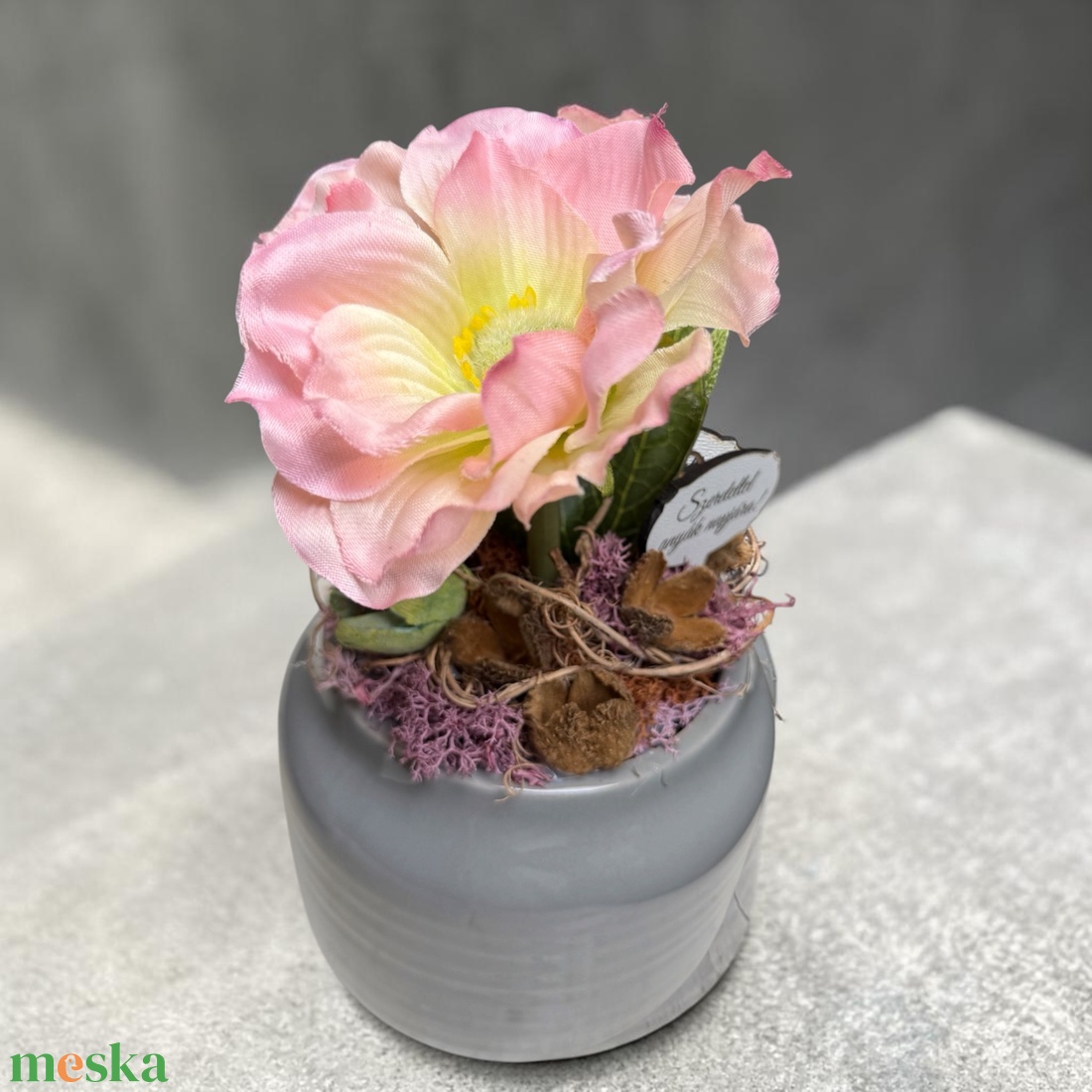  Elegáns rózsaszín virágdekor kerámia kaspóban � Anyák napi ajándék  - otthon & életmód - dekoráció - asztal és polc dekoráció - asztaldísz - Meska.hu