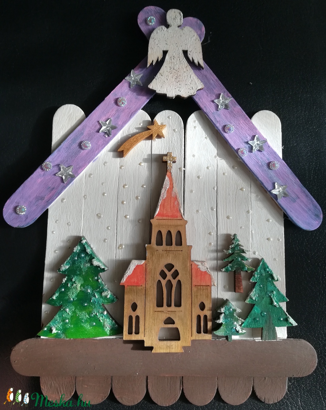 KISFALUMBAN... - polcra tehető vagy falra akasztható dísz - karácsony - karácsonyi lakásdekoráció - Meska.hu