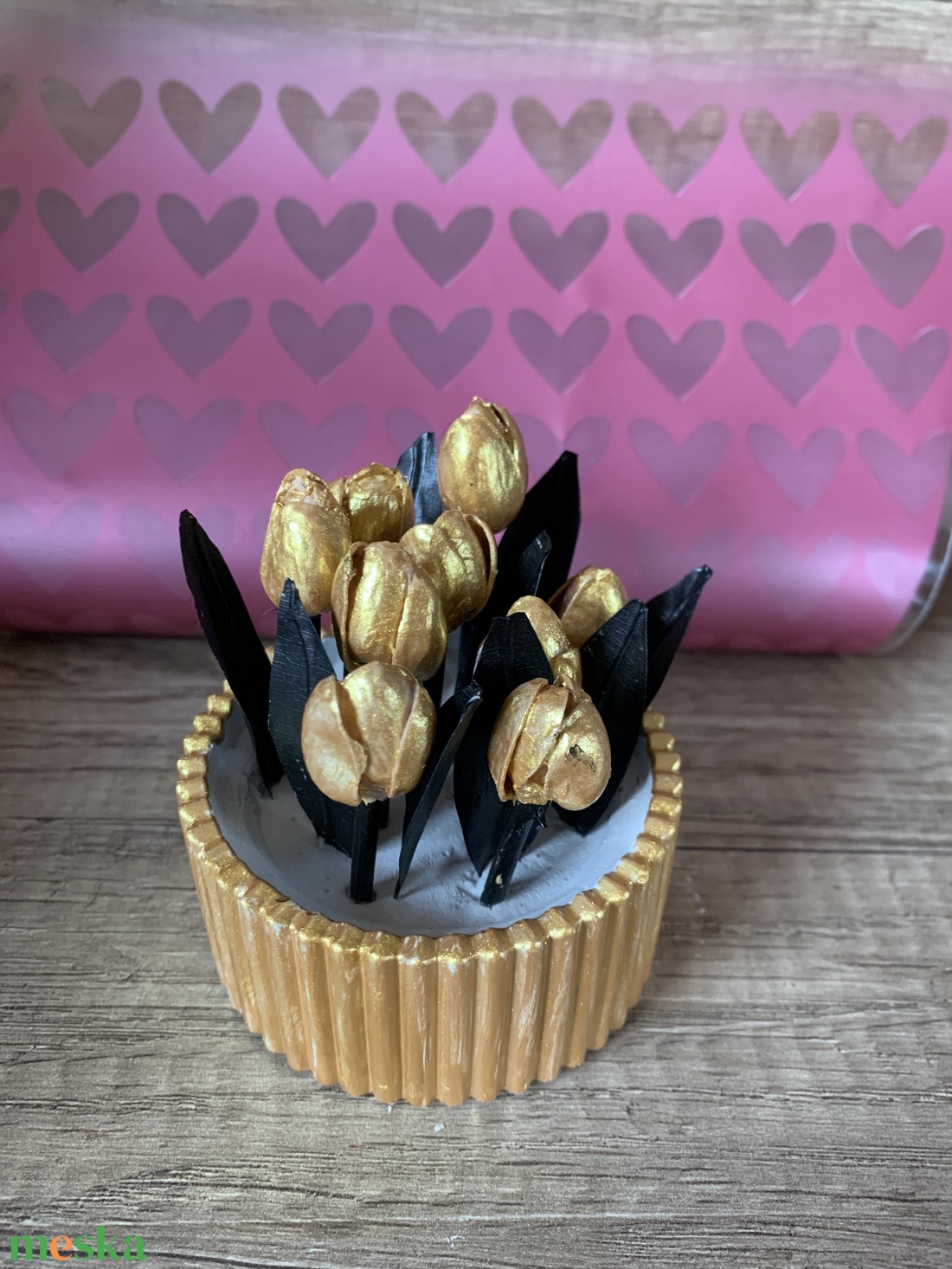 Arany virág asztali dísz - ünnepi díszek, dekorációk - húsvéti díszek és dekorációk - húsvéti ajándékátadó - Meska.hu