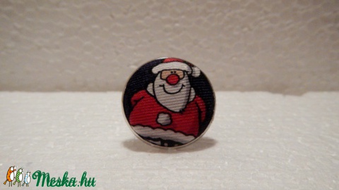 Mikulás gyűrű nyakkendőből  -  - Meska.hu