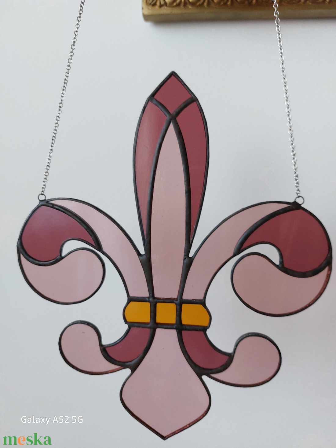 Fleur-de-lis Tiffanyi technikával készült ablakdísz - otthon & életmód - dekoráció - asztal és polc dekoráció - díszüveg - Meska.hu Fleur-de-lis Tiffanyi technikával készült ablakdísz - otthon & életmód - dekoráció - asztal és polc dekoráció - díszüveg - Meska.hu