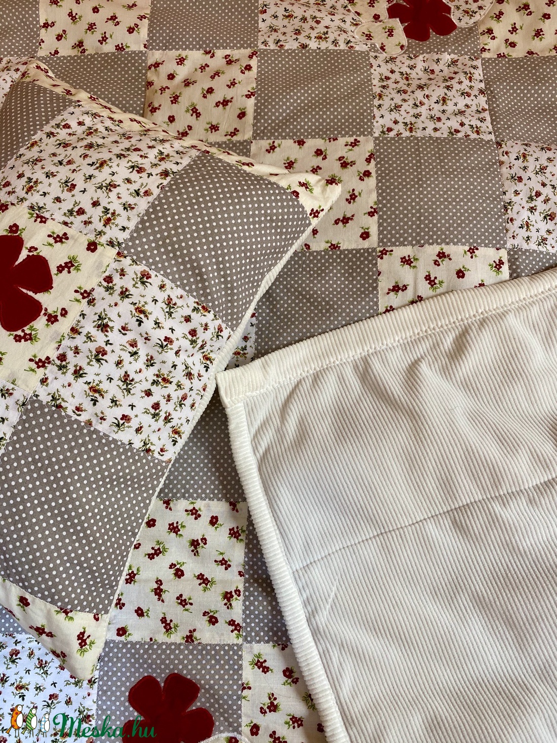 Patchwork takaró párnával -  - Meska.hu
